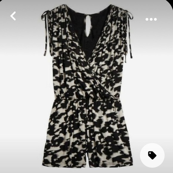 Market & Spruce Tops - Market and spruce romper